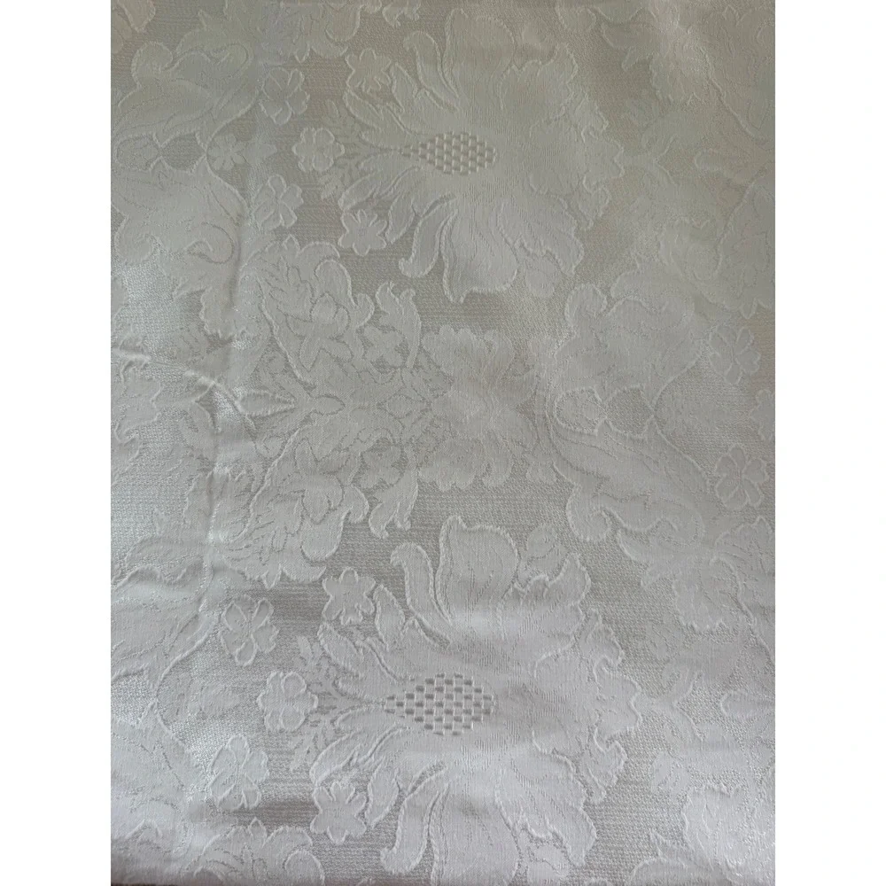 Vintage Wedgewood England Damask White Tablecloth 82